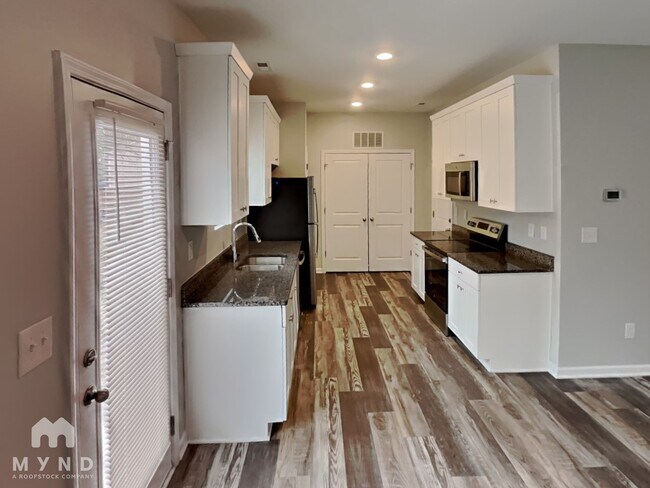 Foto del edificio - 410 S Gray St