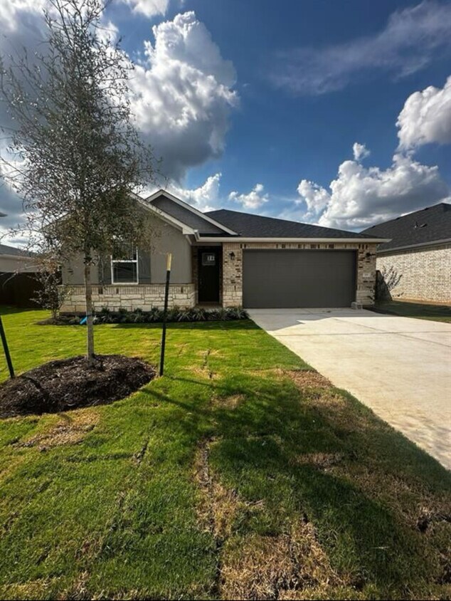 Building Photo - 116 Jasmine Ln