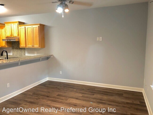 Building Photo - 2 br, 2.5 bath House - 3456 Billings Street