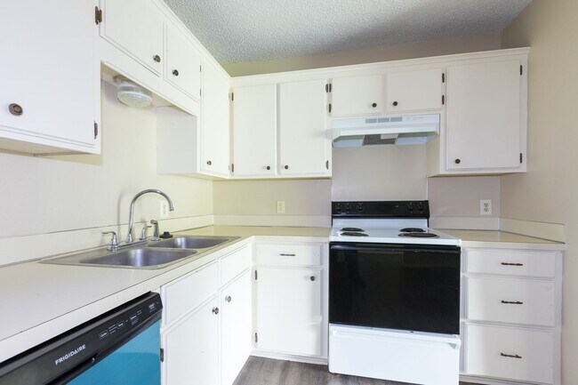 Foto del edificio - 1421 W Lillian St