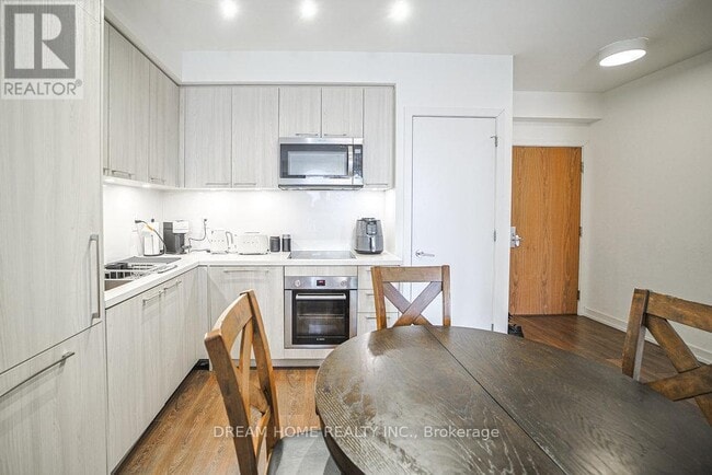 Photo du bâtiment - 1 Grandview Ave