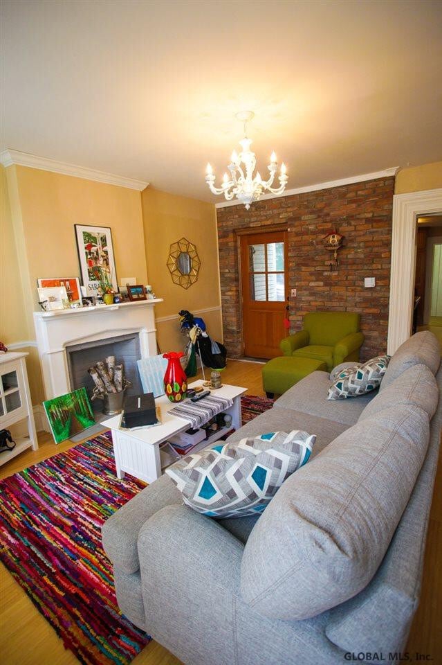 Building Photo - 69 Lawrence St