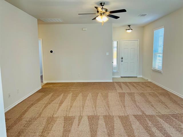 Foto del edificio - 812 Peaceful Brk Dr