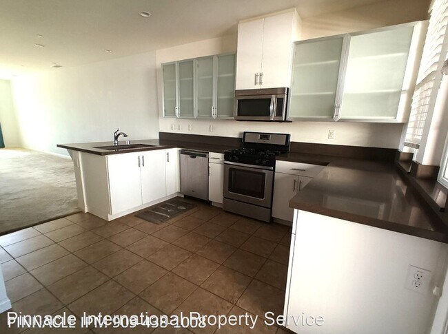 Building Photo - 2 br, 2.5 bath House - 902 Botanica Lane #D
