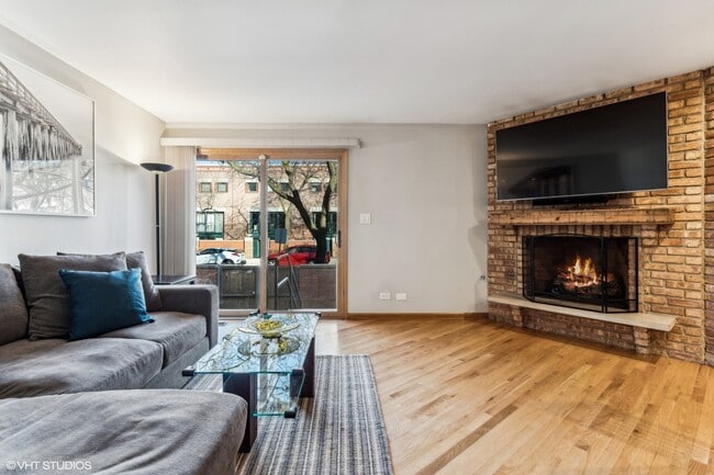 Building Photo - 1720 N Orchard St