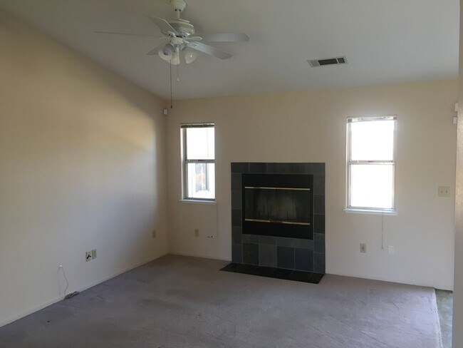 Foto del edificio - North Churncreek Home