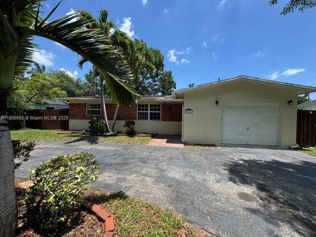 Building Photo - 3 bedroom in Cooper City FL 33328