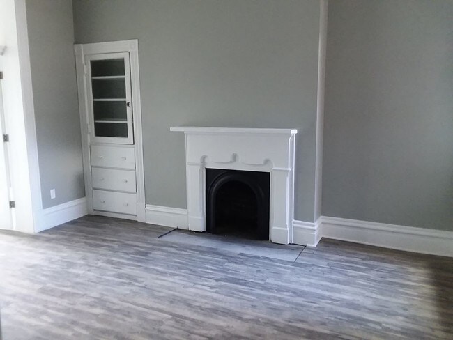 Foto del edificio - 820-822 Spring Garden Drive - 822 1