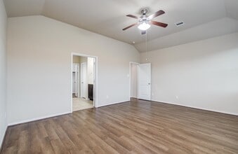 Building Photo - 3243 Aegean Dr