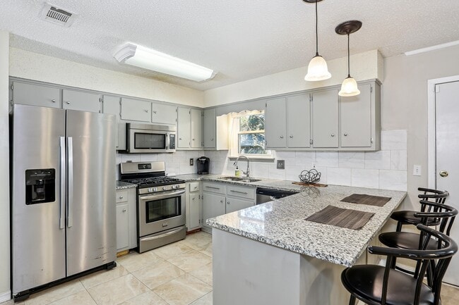 Building Photo - Sebulon Waycross