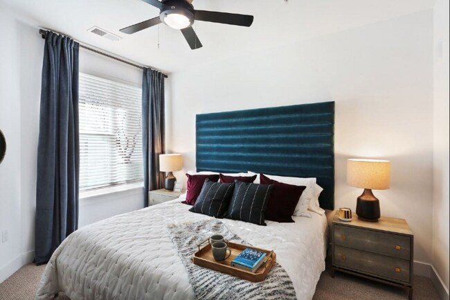 Foto del edificio - 620 Glen Iris Dr NE