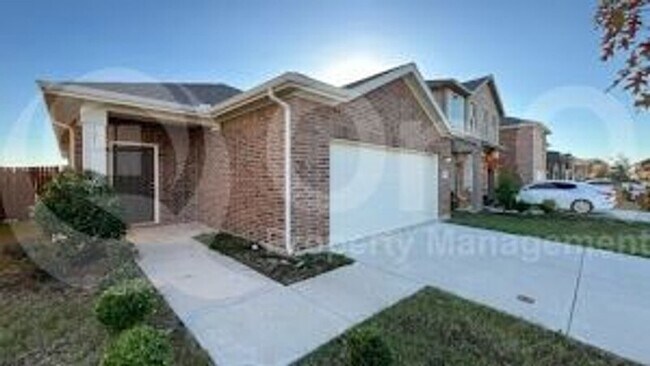 Foto del edificio - 321 Madison Way