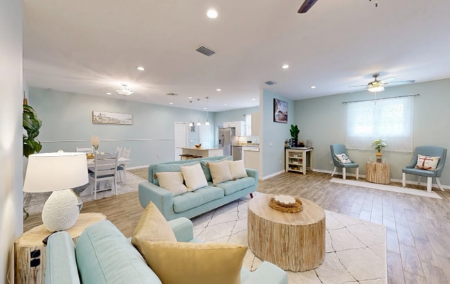 Building Photo - 8995 82nd Avenue N