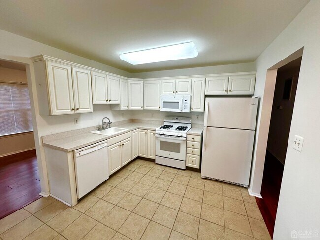 Building Photo - 1207 Cypress Ln