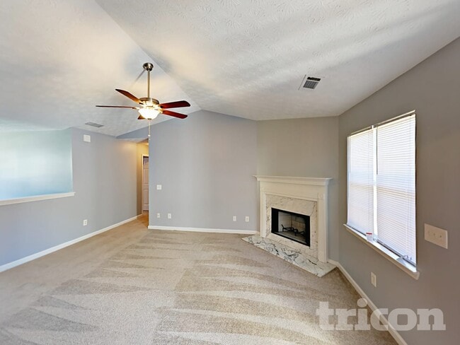 Building Photo - 160 Brighton Dr