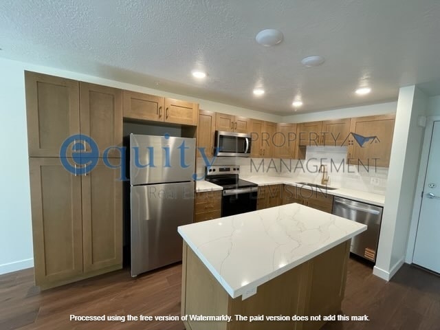 Photo - 1032 E 400 S Apartment