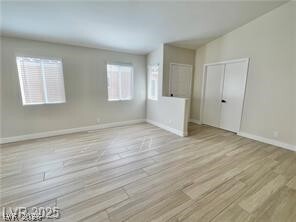 Foto del edificio - 8456 W Gilmore Ave