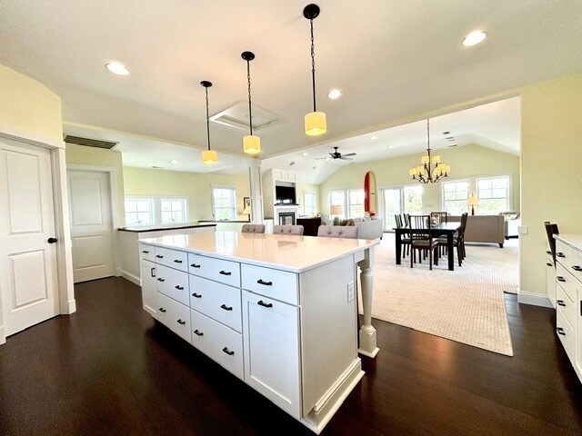 Gran salón - 112 Duck Ridge Village Ct