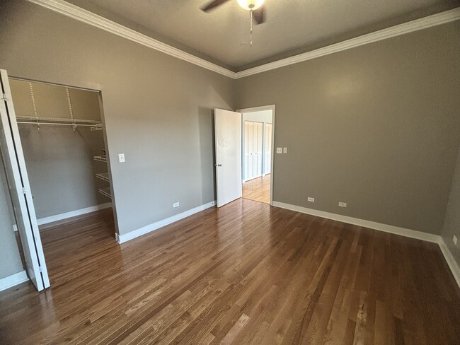 Foto del edificio - 2120 W Washington Blvd