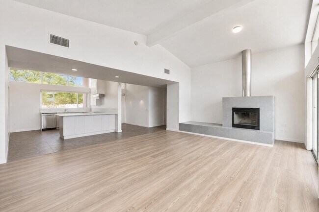 Foto del edificio - 67645 Long Canyon Ln