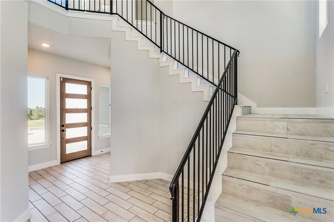 Foto del edificio - 2916 Hi Mesa