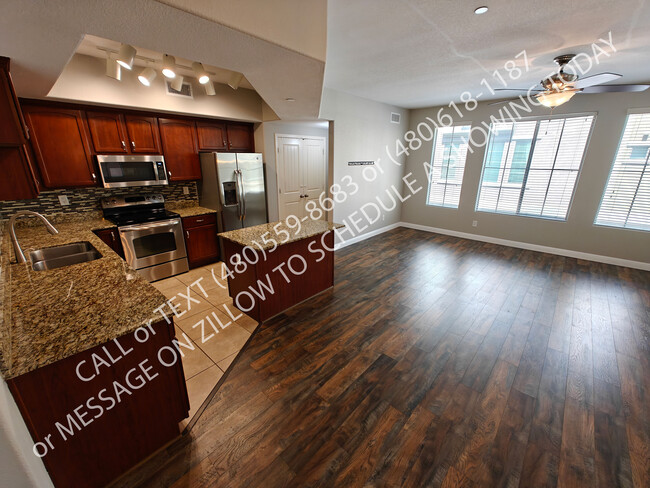 Foto del edificio - 900 S 94th St
