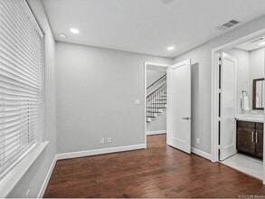 Building Photo - 1028 Patterson St