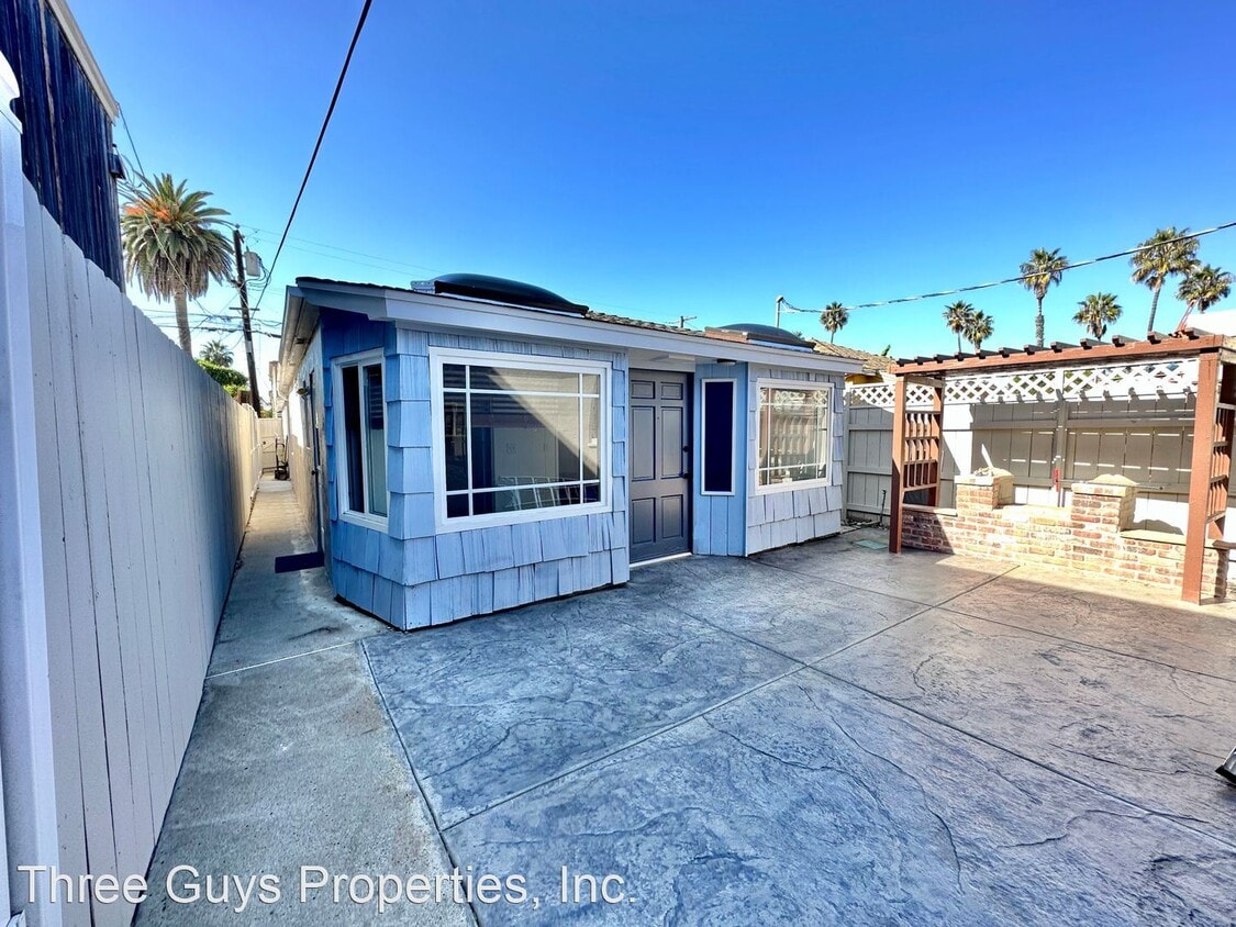 Primary Photo - 2 br, 1 bath House - 4767 Bermuda Ave