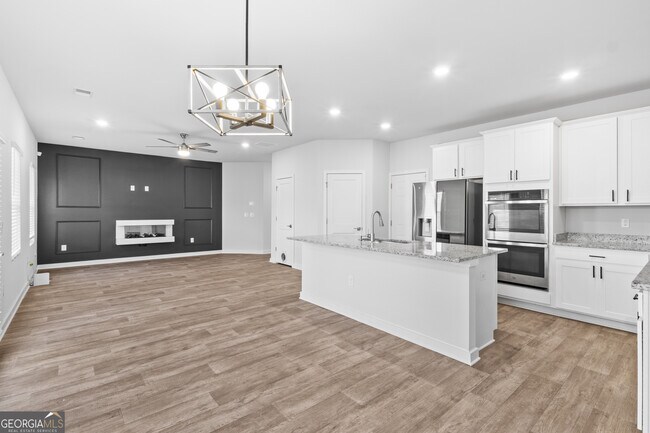 Building Photo - 583 Overlook Rd