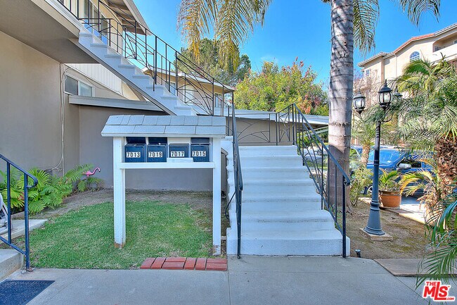 Foto del edificio - 7017 Ramsgate Pl