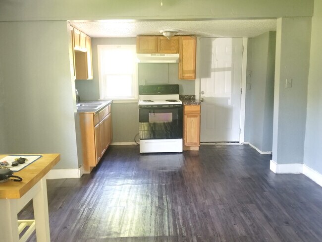 Foto del edificio - 8200 Wayne Ave