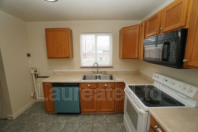 Foto del edificio - 2534 Niagara St