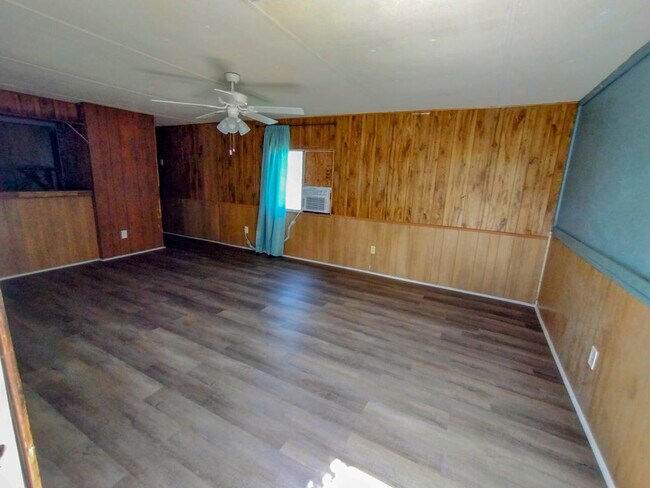 Foto del edificio - 115 Private Rd 3376G