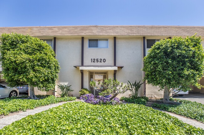 Building Photo - 12520 Pacific Ave