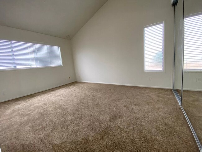 Building Photo - 946 West 220th Street, Unit 214
