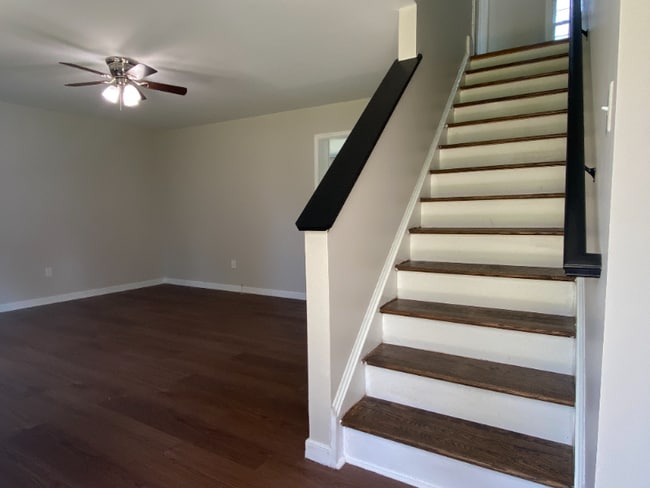 Building Photo - 4200 Lanver Ln
