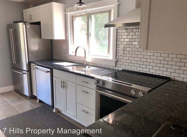 Foto del edificio - 3 br, 2 bath House - 159 Bryn Mawr Ave