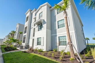 Building Photo - 43977 Boardwalk Loop