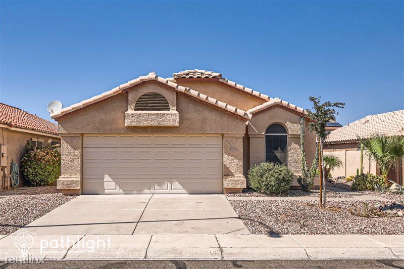 Primary Photo - 3 br, 2 bath House - 12618 W Cambridge Ave...