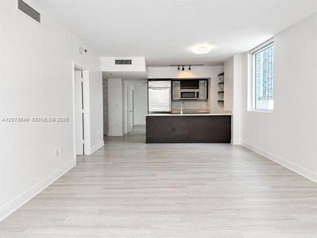 Foto del edificio - 55 SE 6th St