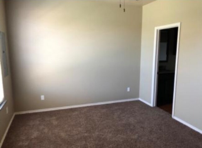 Foto del edificio - 1824 Post Oak Rd