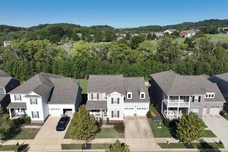 Building Photo - 1038 Amelia Park Dr