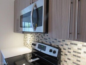 Building Photo - 11701 Olivetti Ln