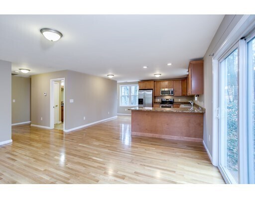 Foto del edificio - 192 Neponset St