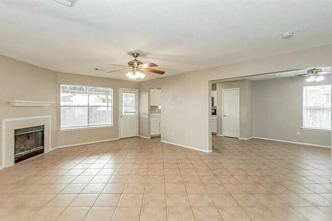 Building Photo - 8818 Baskove Dr
