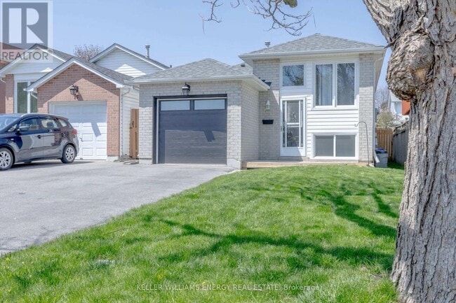 Building Photo - 74 Trudeau Dr