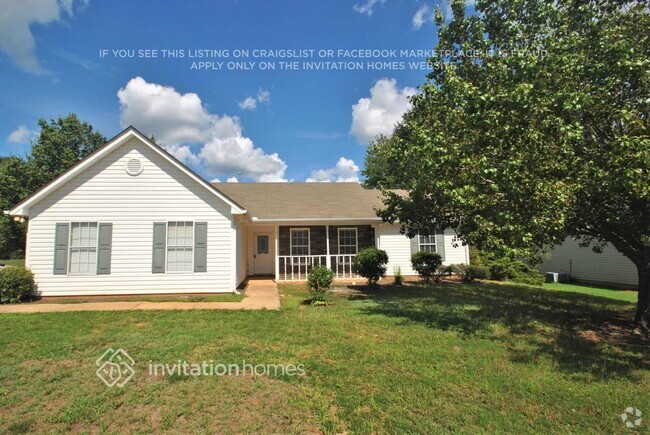 Building Photo - 500 Sarah's Ln