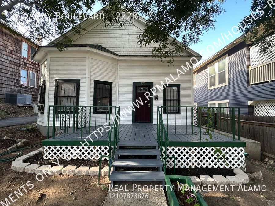 Foto principal - 222 Army Blvd