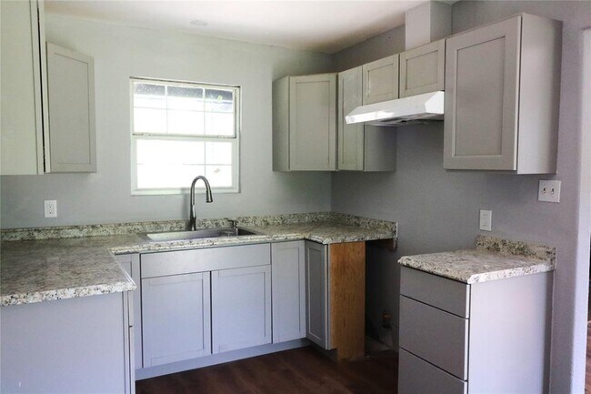 Building Photo - 7610 Touchstone St