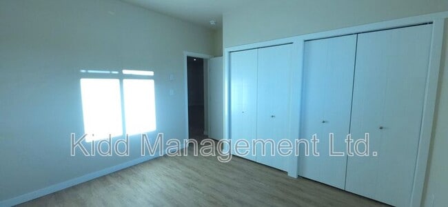 Building Photo - 5585 Kidd Pl